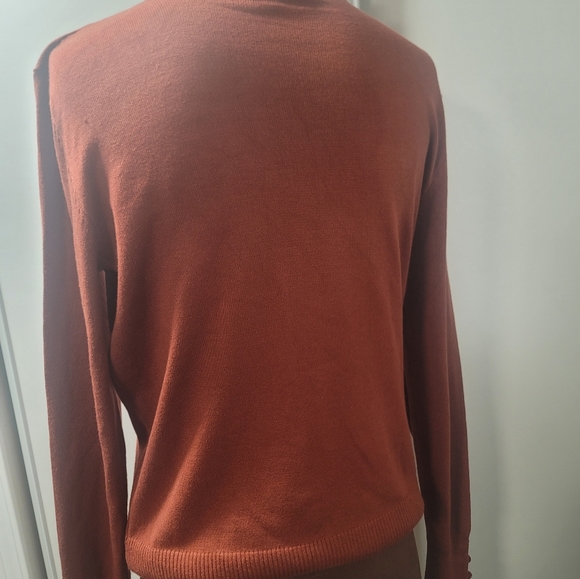 Spencer Kits size Medium Sweater - Picture 3 of 3